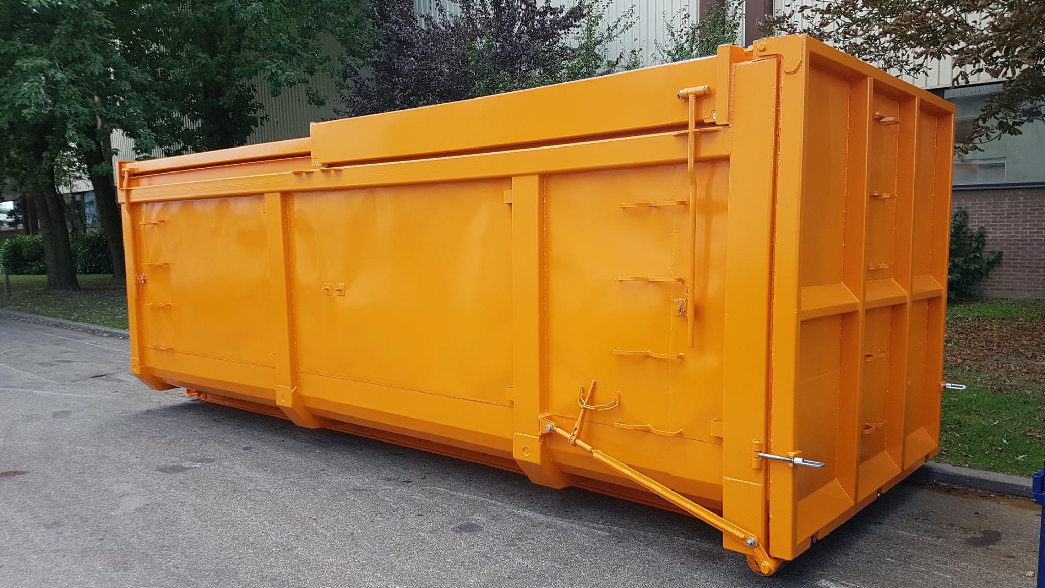 Voorbeeld foto RVS container met schuifdaken 1-2